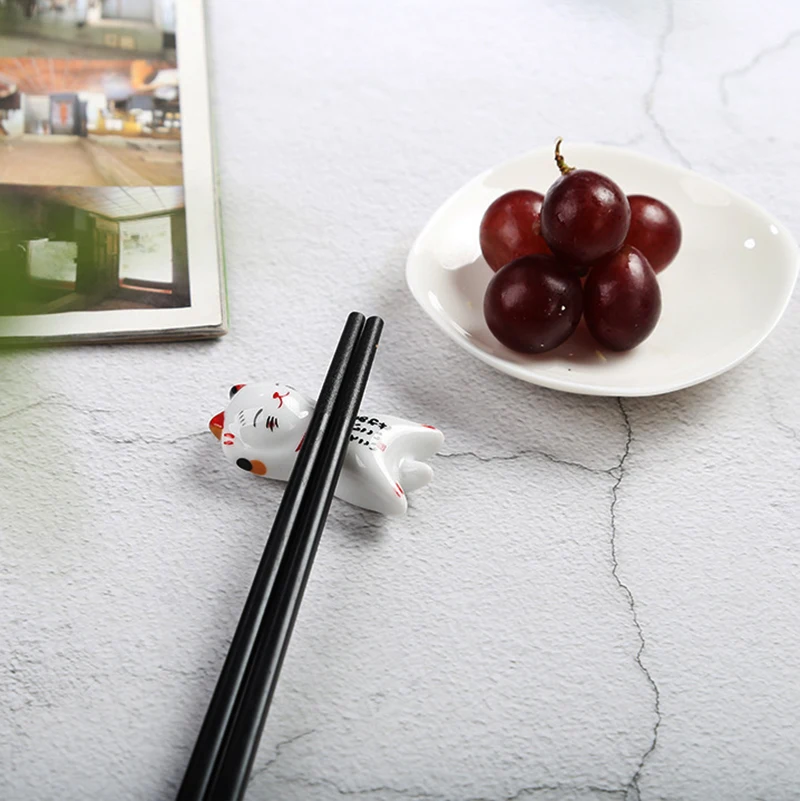 Cute Cat Ceramic Chopsticks Holder Stand Japanese Style Home Kitchen Tableware Decor Craft Fine Design Owl Chopstick Rest