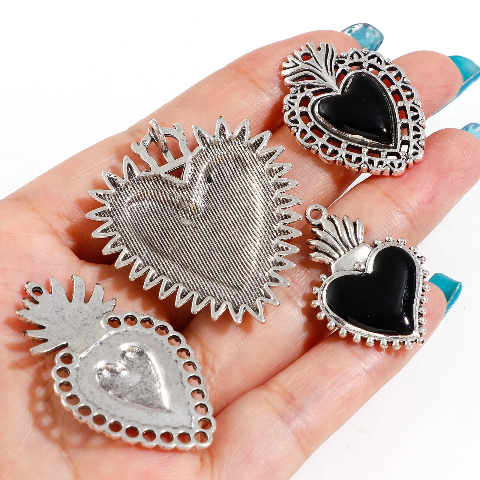 2pcs Black Ex Voto Heart Enamel Charms Religious Pendants Antique Silver Color Necklace Pendants Jewelry Accessories