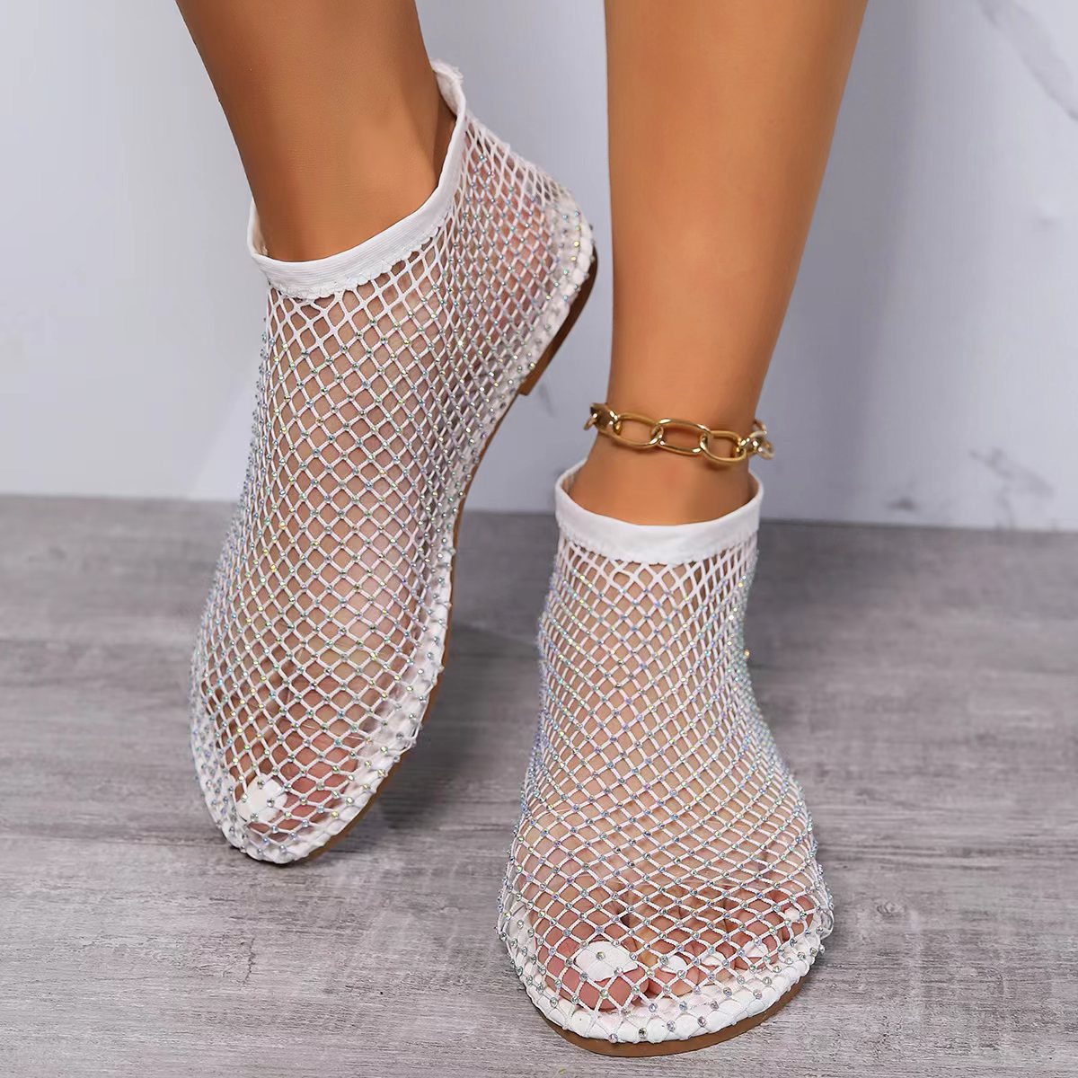 Hot Women's Shoes 2023 New Luxury Diamond Round Head Ladies Shoes On Offer Women's Sandals With Elastic Fishnet Socks Slippers