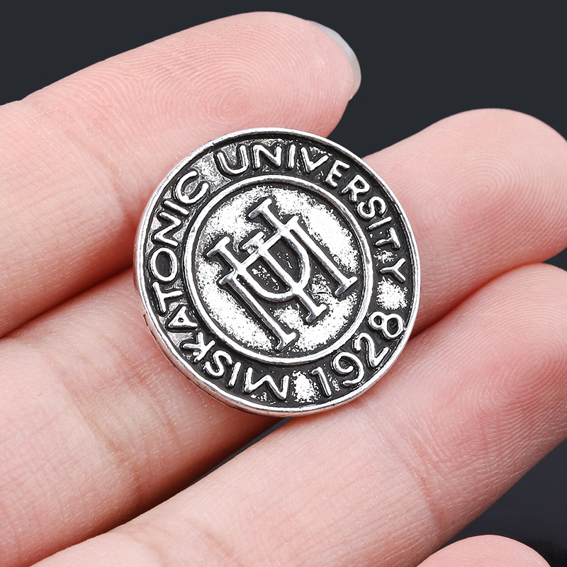 MIDY Antique Cthulhu Pins Brooch Retro H.P. Lovecraft Miskatonic University Metal Badge Brooches For Women Men Jewelry