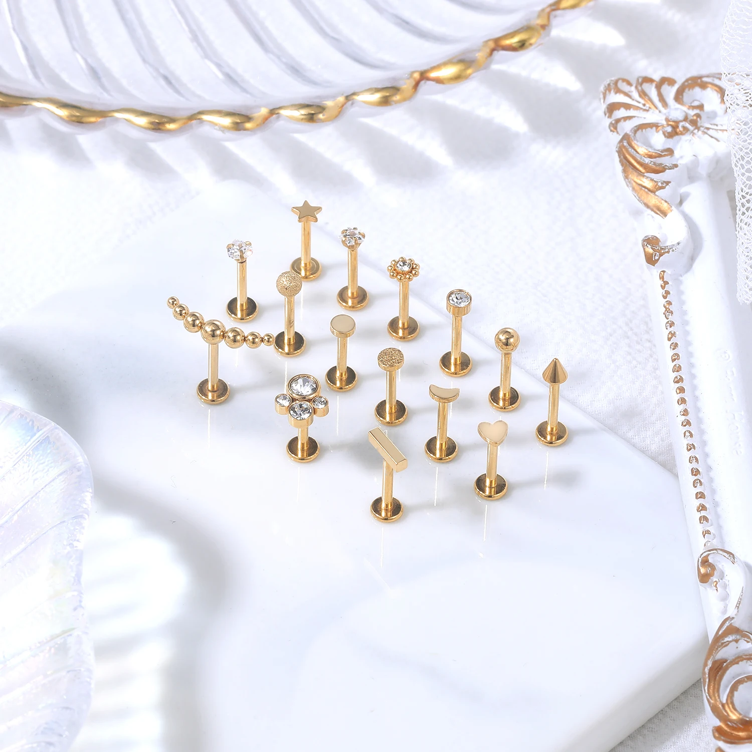 AOEDEJ G Lip Studs CZ Crystal Labret Piercing Jewelry Gold Plated Flower Heart Stud Women Helix Tragus Earring 5