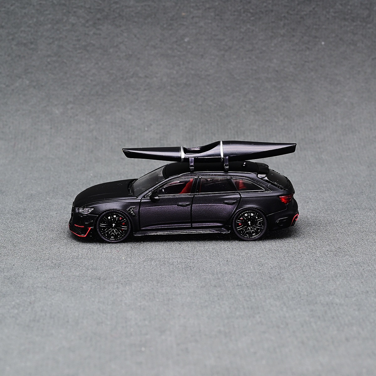 CM 1/64 Plastic Model Car Roof Accessories Toys Travel off-road Series with 1:64 Scale Bicycle, Kayak Model Kit (Without Cars)