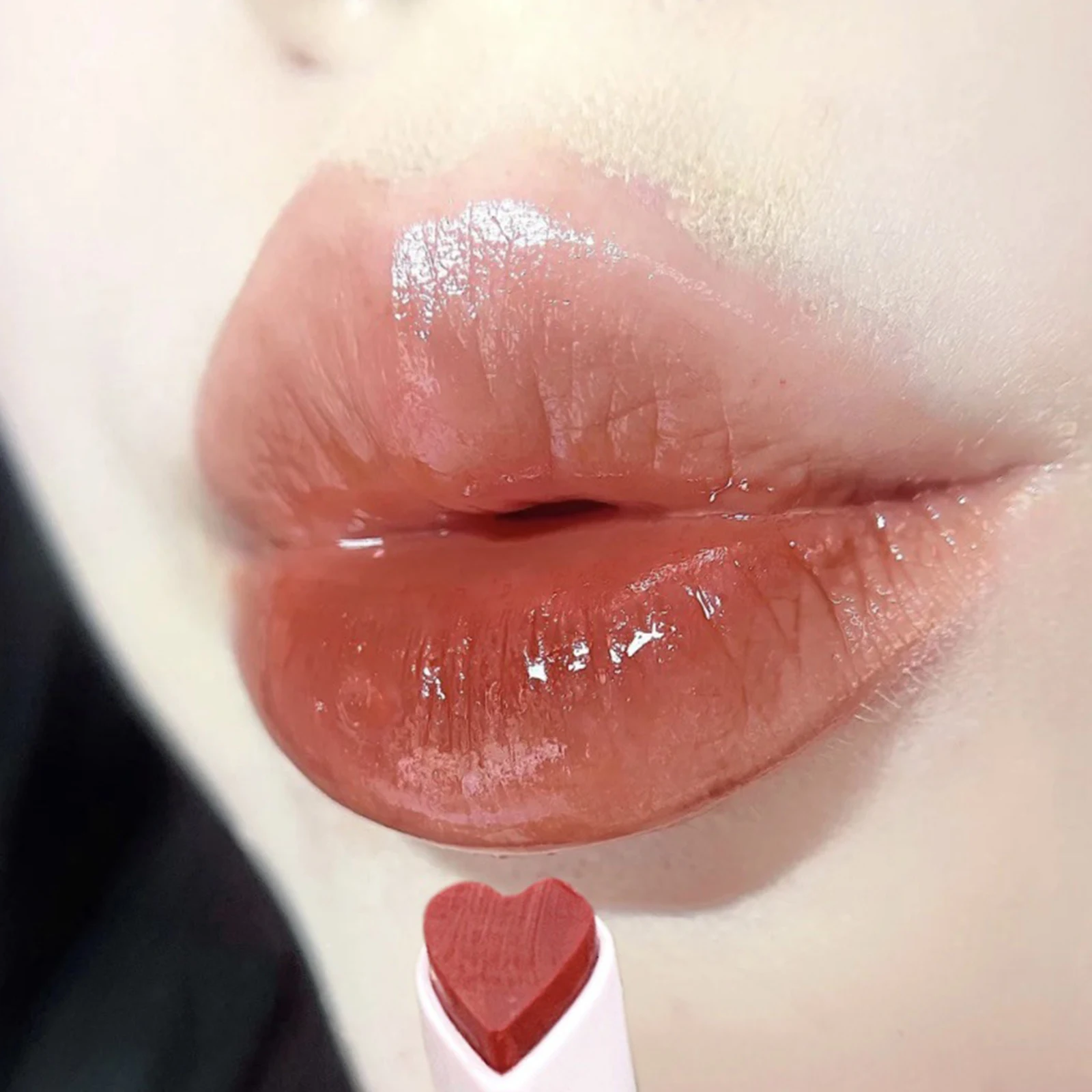 Florette Clear Lip Glaze Flower Love Jelly Mirror Lipstick Waterproof Non-stick Cup Lipstick Transparent Korea Women Lip Makeup e6d29 9cbbc