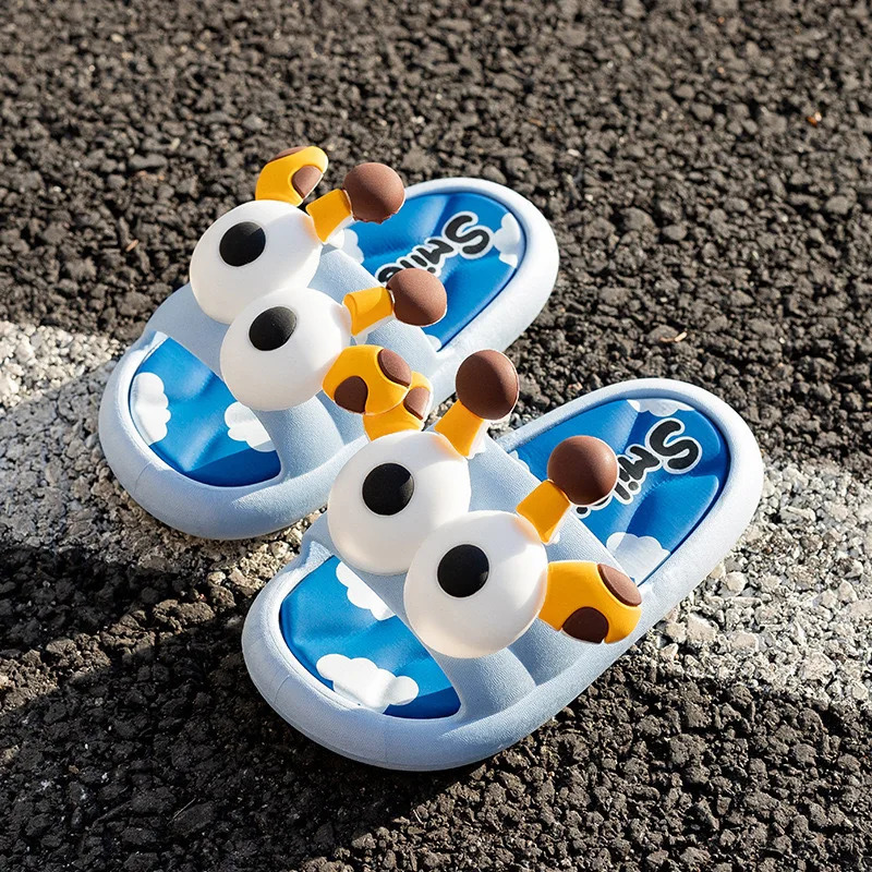 Cartoon Childrens Slippers Nonslip Big Eyes Giraffe Boys and Girls Home Thick Bottom Soft Bottom Wear Outdoor Slippers 240507