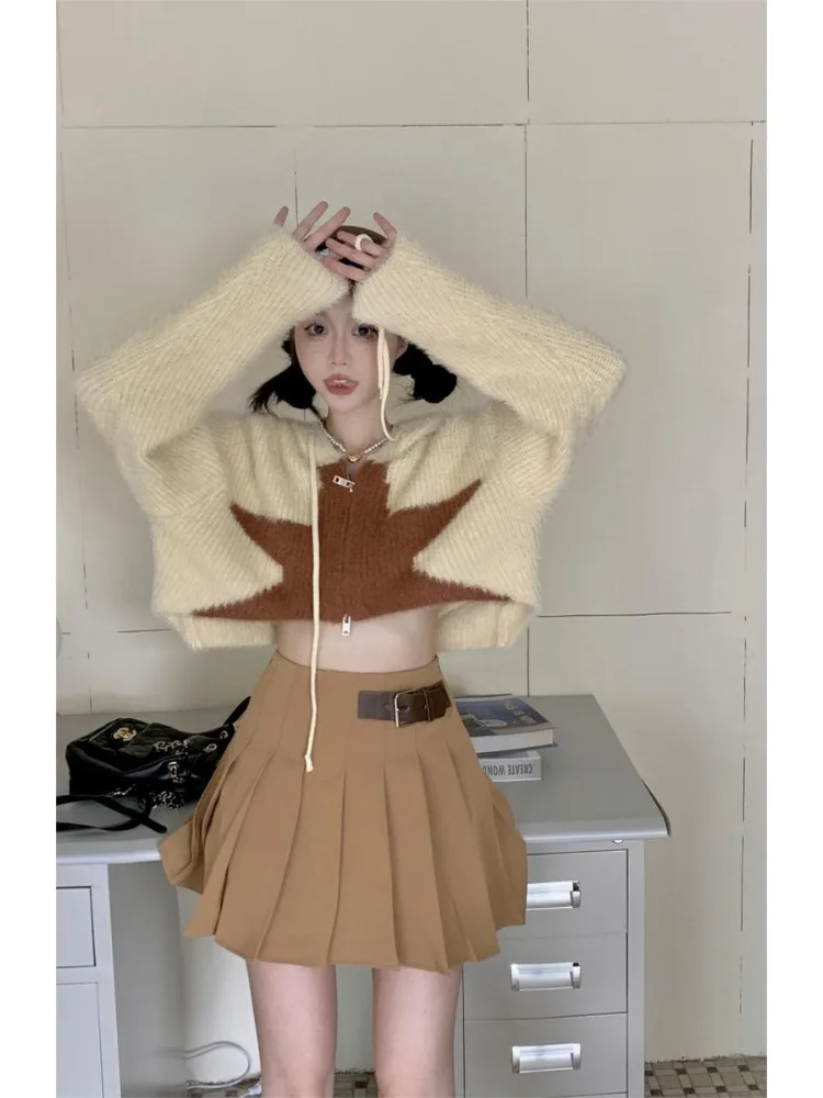 Deeptown Y2K Beige Crop Knit Sweater Women Gyaru Vintage Star Cardigan Tops Korean Style Streetwear Jersey Loose Hoodie Egirl