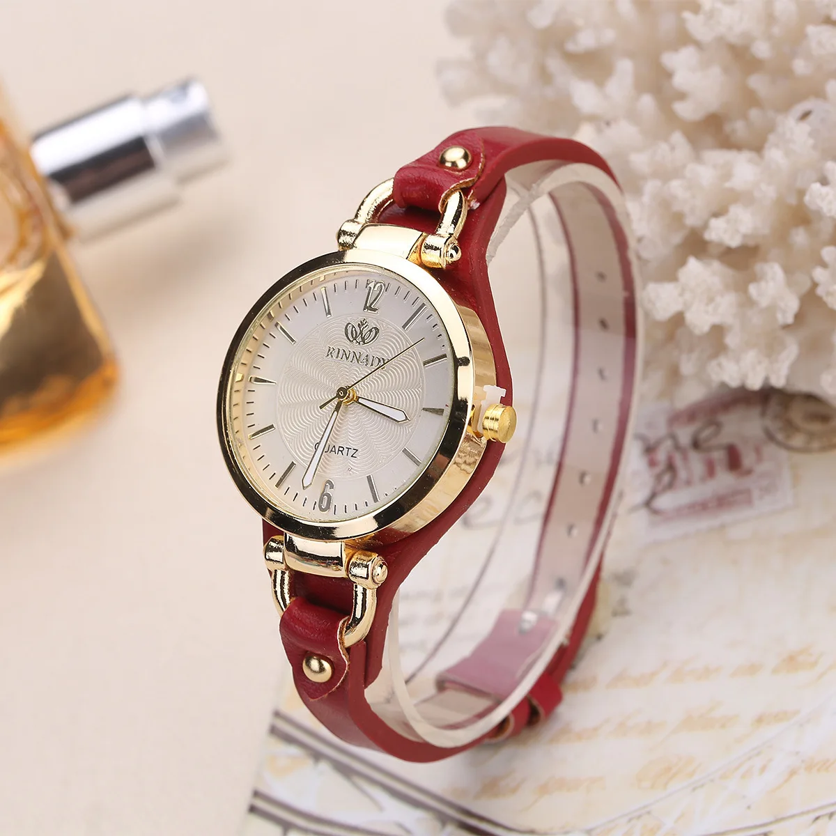 High Quality Women Watch Leather Strap Quartz Watches Ladies Casual Wristwatches Clock Gift Reloj Mujer