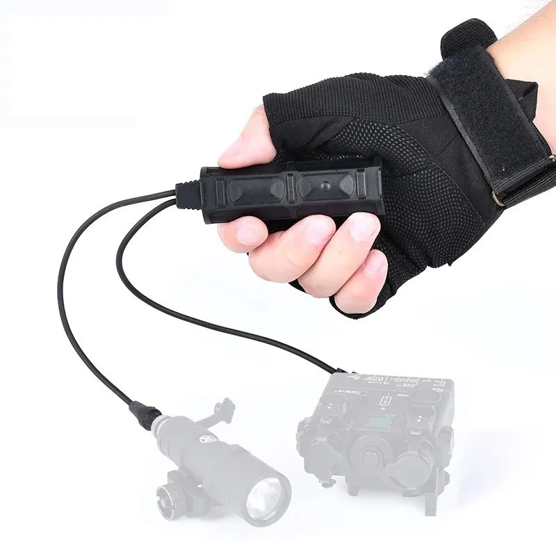 WADSN Remote Dual Pressure Switch SF plug 2.5mm For PEQ DBAL NGAL M300 M600 Tactical Flashlight Hunting Airsoft Accessoriesch