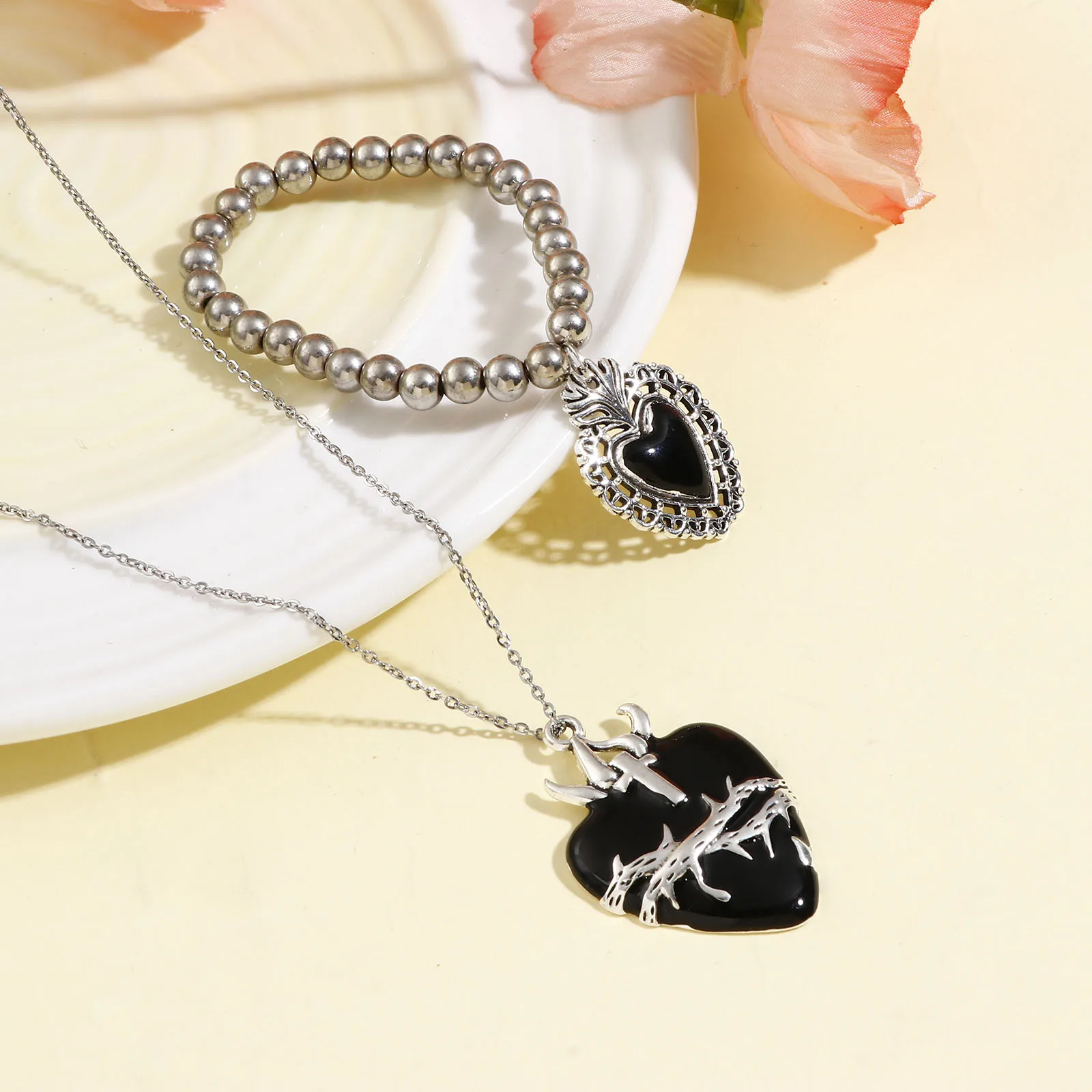 2pcs Black Ex Voto Heart Enamel Charms Religious Pendants Antique Silver Color Necklace Pendants Jewelry Accessories