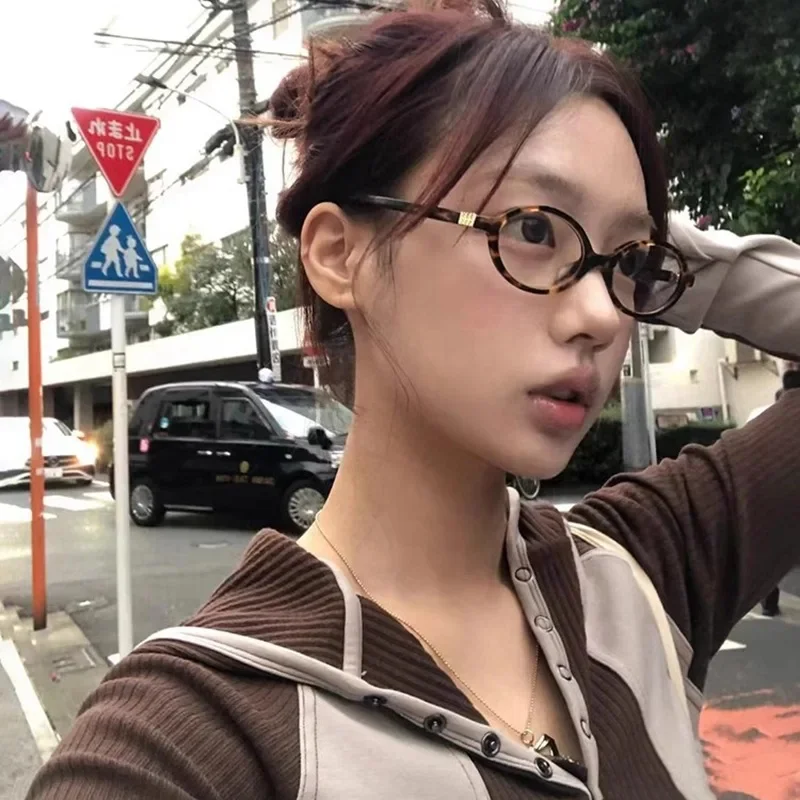 Korea Retro Oval Glasses Frame Women Lovely Ins No Makeup Plain Glasses Men Eyewear Cute Decorative Computer Glasses