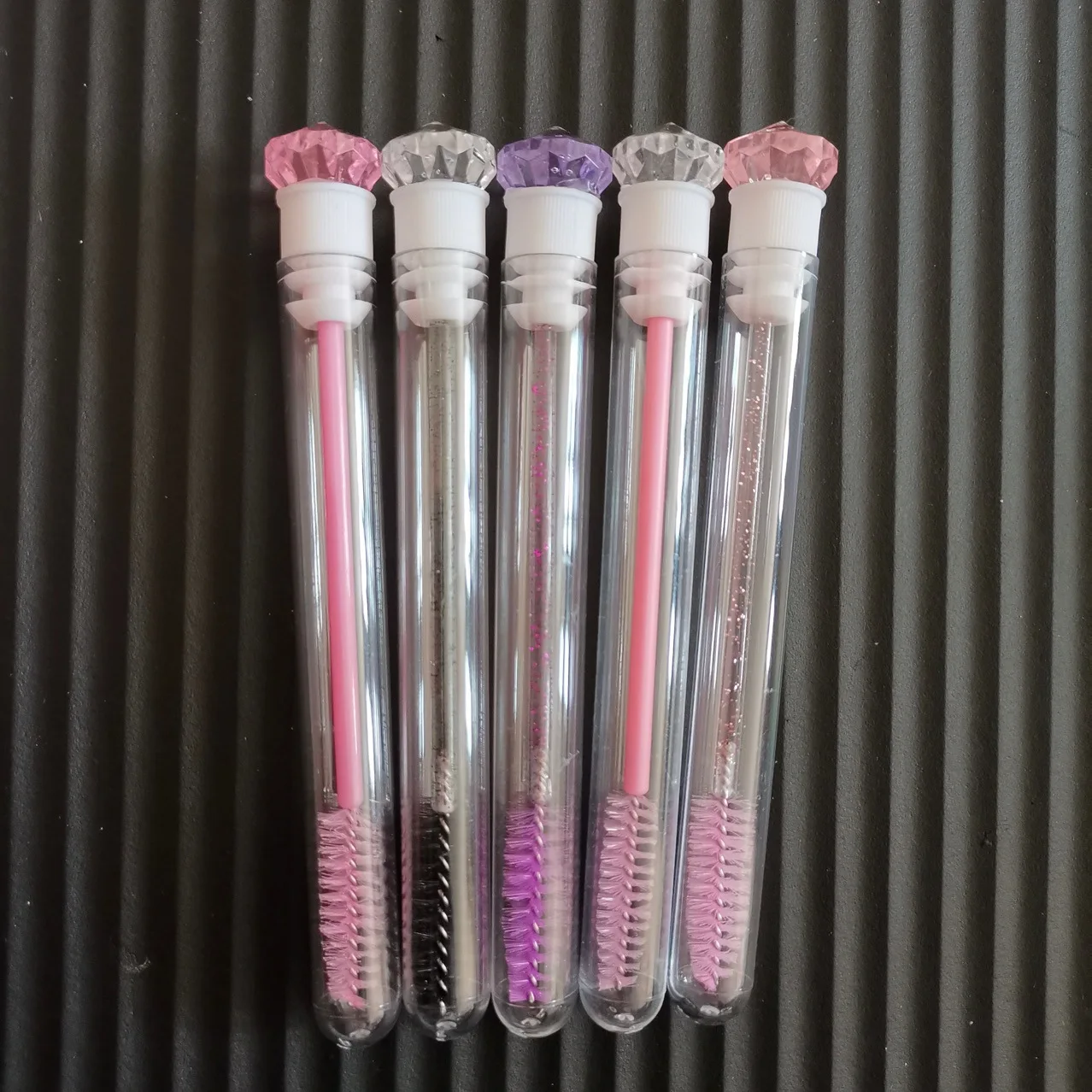 1PC Makeup Brushes Diamond Shape Eyelash Spoolies Brushes Lash Tube Applicator Disposable Mascara Wand with Holder Wholesale