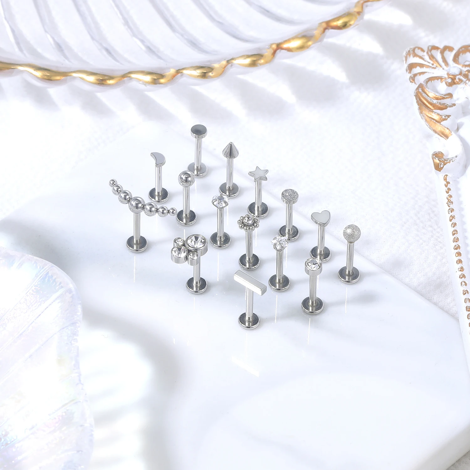 AOEDEJ G Lip Studs CZ Crystal Labret Piercing Jewelry Gold Plated Flower Heart Stud Women Helix Tragus Earring 5