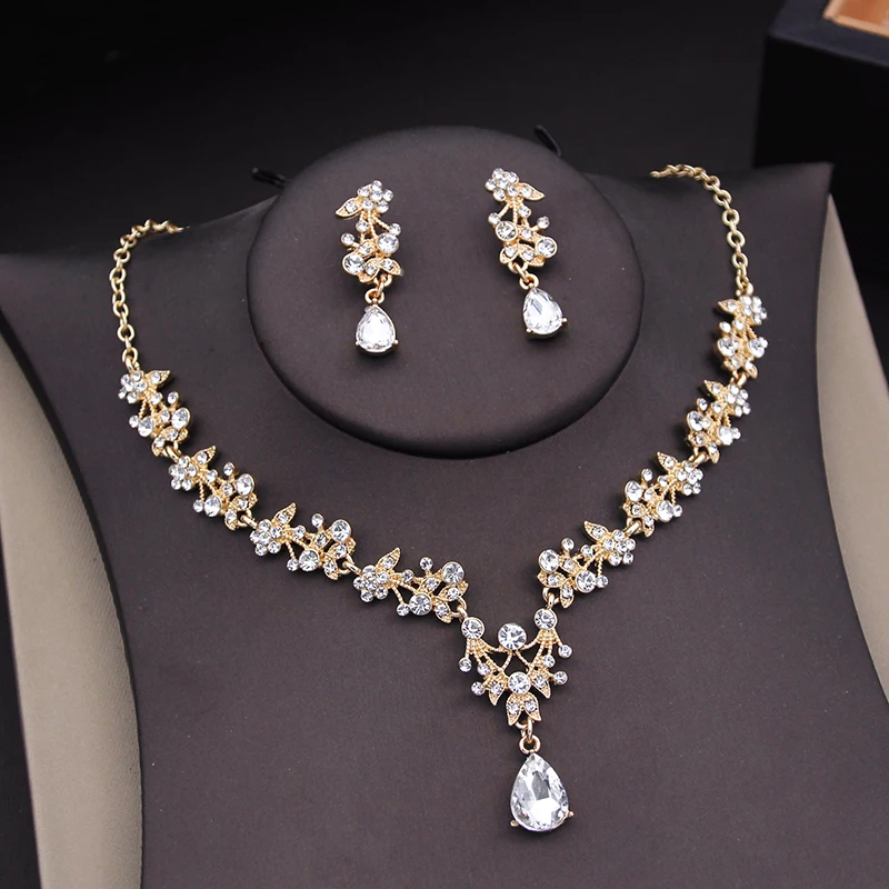 Crown Royal Bride Queen Jewelry Sets Headwear Bridal Tiaras and Choker Necklace Earring Set Prom Wedding Costume Accessories smile