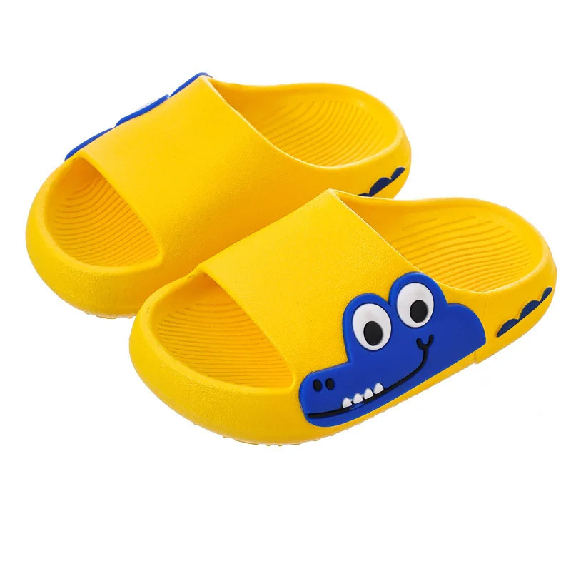 Cartoon childrens slippers open toe anti slip home bathroom shoes baby slippers summer soft soled apartment shoes boys 240516