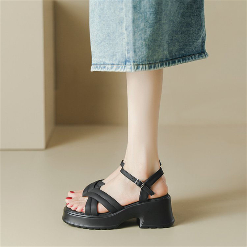 EVA Casual shoes High Heel for 2024 New Thick Sole Oblique Summer Beach Platform Shoes Designer Womens Sandals fashion slippers Comfortable and Soft 1