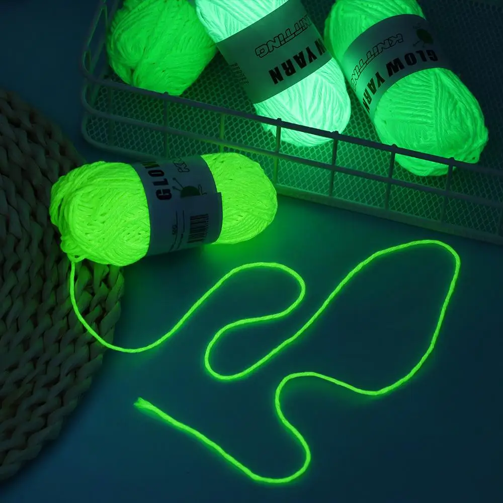 Yarn Novel Glow Functional in the Dark Polyester Luminous Chunky Yarn smile