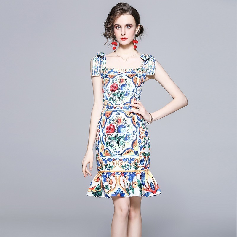Spaghetti Strap Dress Blue and White Porcelain Print Casual Trumpet Sheath Mid-Calf Square Collar New Arrival Dress 210409