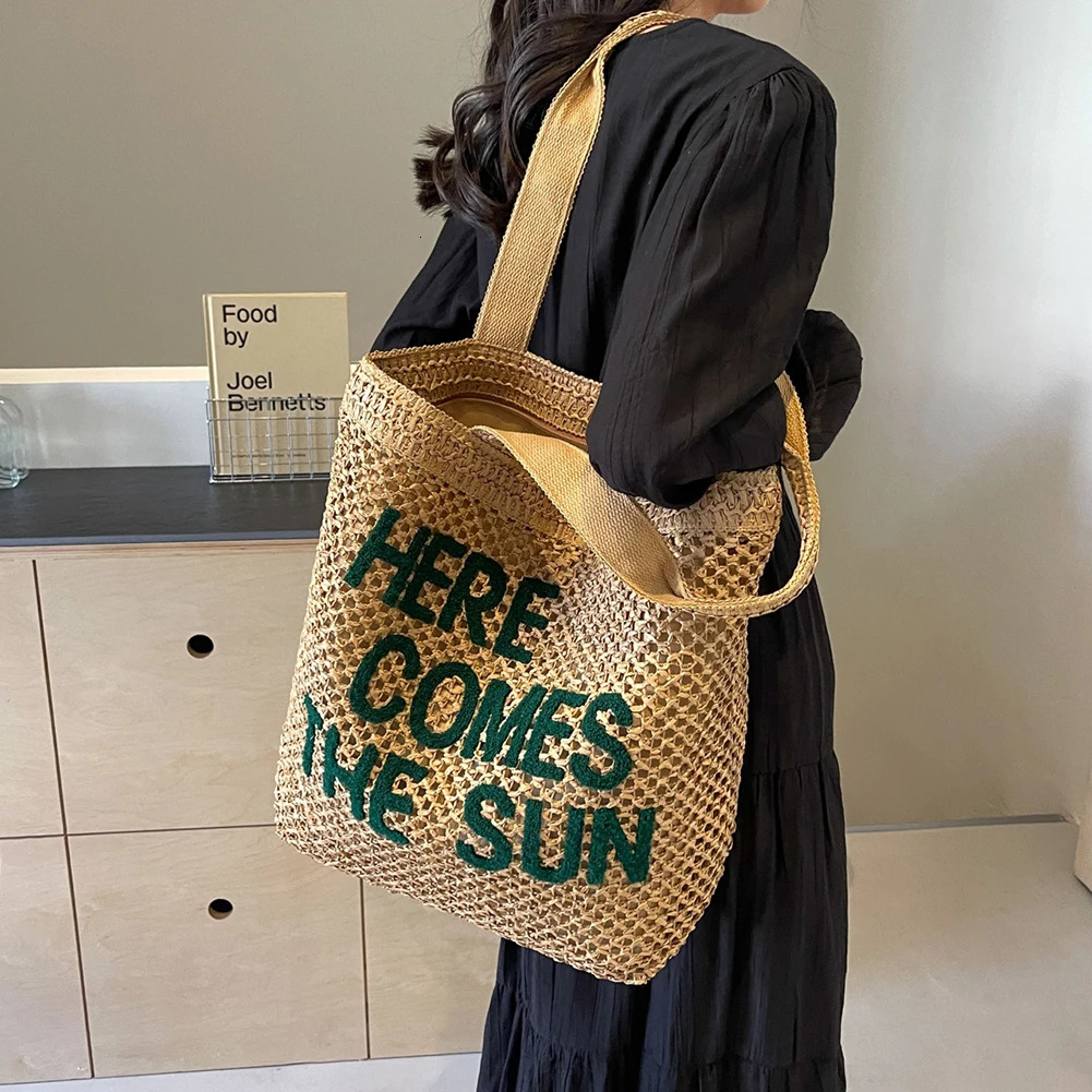 Trendy Crochet Tote Bag for Women Letter Handbag Large Shoulder Shopping Bag Hollow Out Straw Bags for Summer Beach Bag 240527