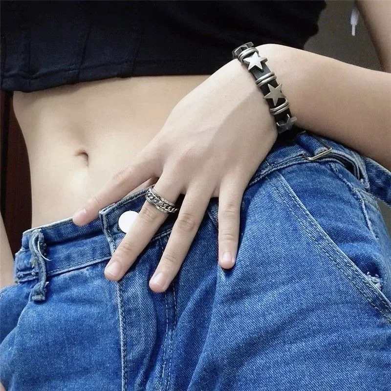 Star Cowboy Bracelet Vintage Wrap Leather Men Punk Rock Pentagram Spikes Rivet Gothic Wide Cuff Bangle Y2K Jewelry Accessories smile