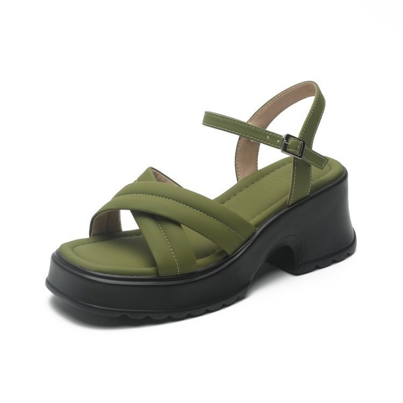 New Casual for 2024 Summer Women Wearing High end Heels Not Tired Soft Thick Soles Non slip Sandals Lhshoe