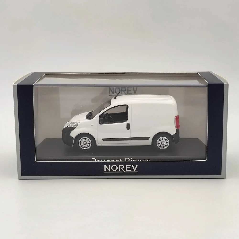 Cars Diecast Model Cars 1/43 Norev Bipper Van Diecast Car Christmas Gift Series White d240527