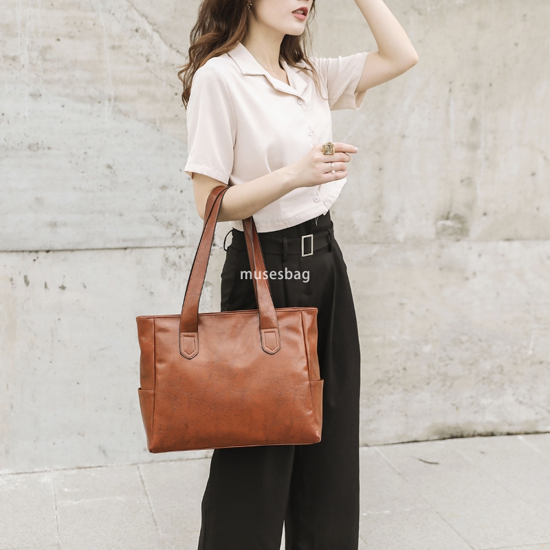 Designer bag fashionable trendy business leisure European American Korean tote bag versatile one shoulder crossbody bag large capacity handbag