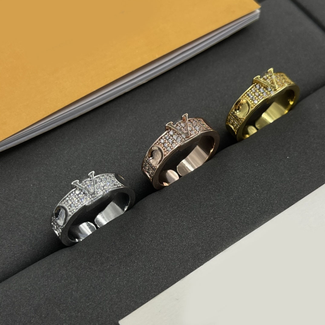 Designer Rings Luxury Letter Crystal Band Rings 18K Gold 925 Silver Plated Stainless Steel Opening Adjustable Ring For Women Mens Party Fashion Jewelry Gift