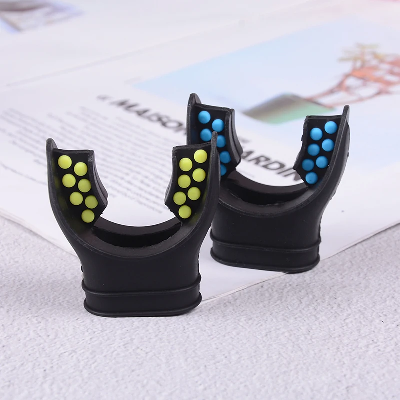 New Practical Diving Silicone 2 Colors Tab Replacement Regulator Snorkel Fit Mouth Piece