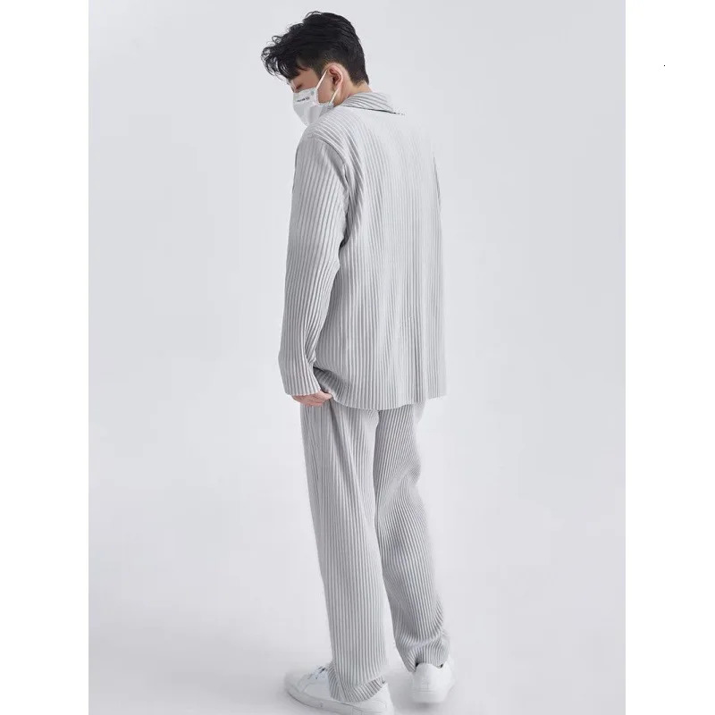 Miyake Original Pleated Long-sleeved Blazer Collar Jacket Mens Spring Senior Sense of Loose Casual Suits Japanese Clothing 240518