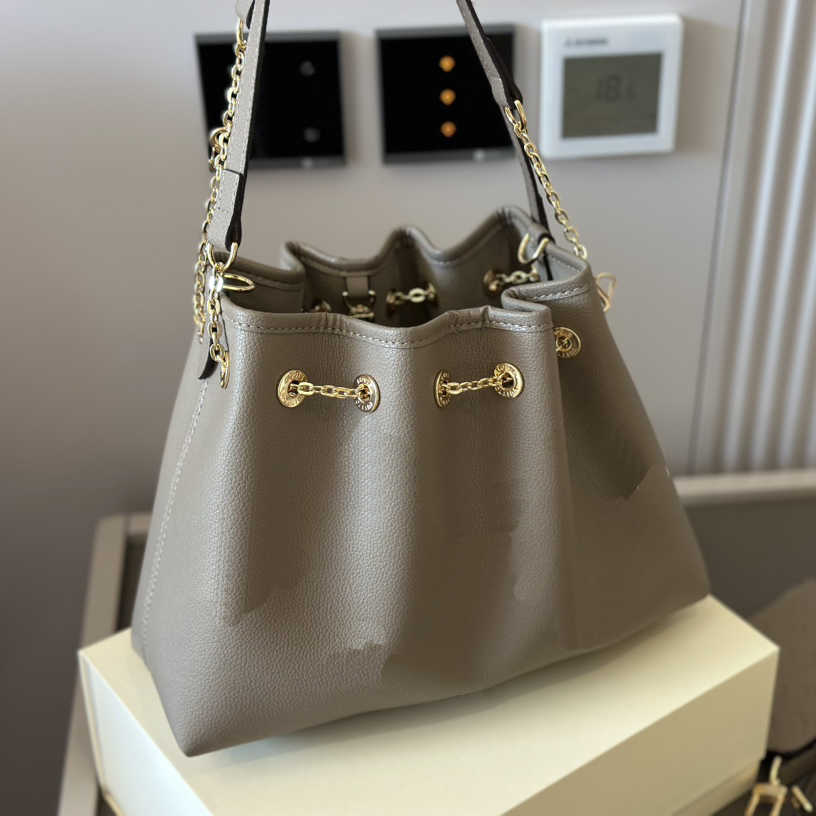 Womens Designer bags buckets chain Drawstring Bag Bundle Bucket 23ss Drawstring Handbag Removable Zipper Pouch Cross Body Chains Shoulder Bags 240515