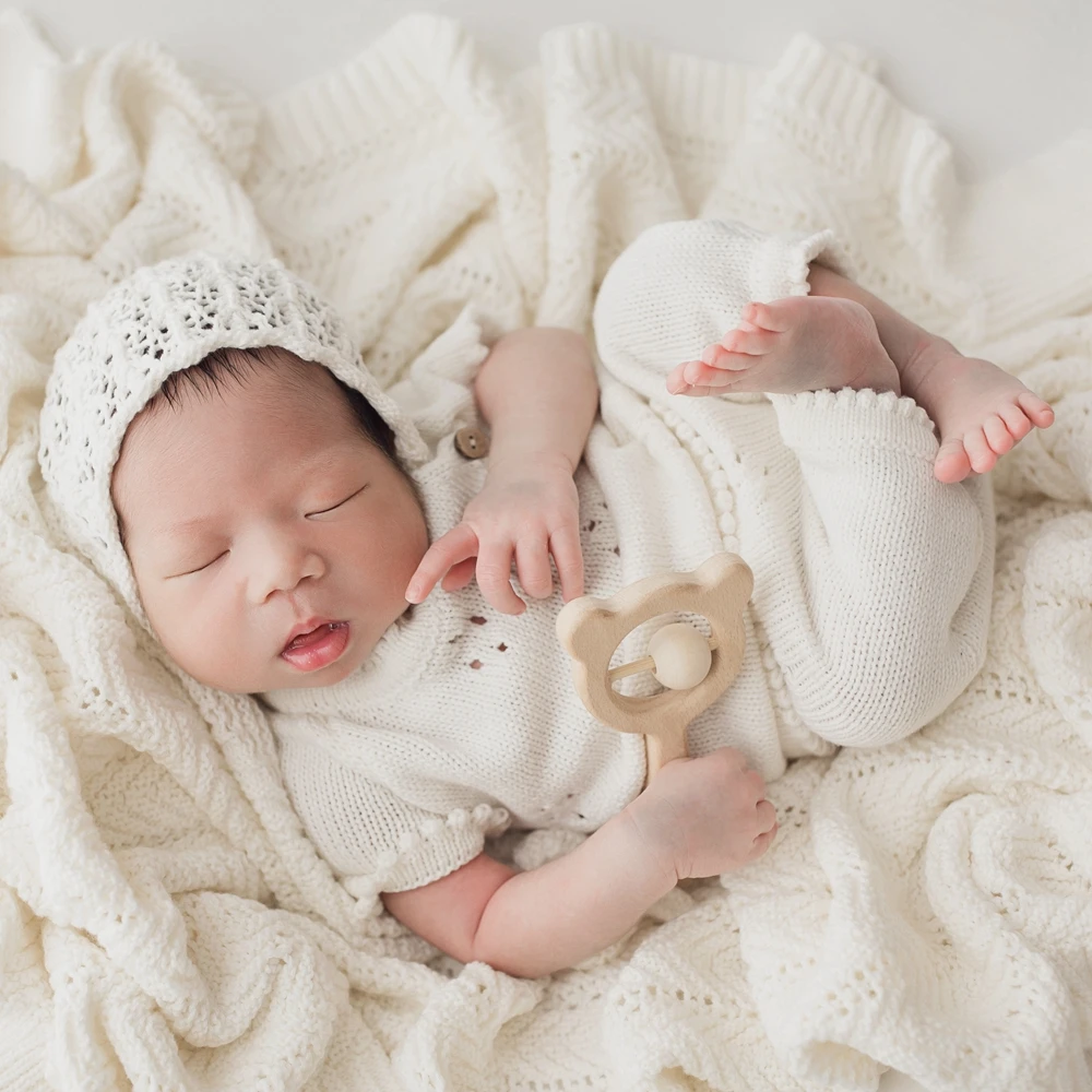 Lacy Newborn Girls Clothes for Baby Photography Props Knitted White Baby Girl Costume Newborn Photo Shoot Accessorie