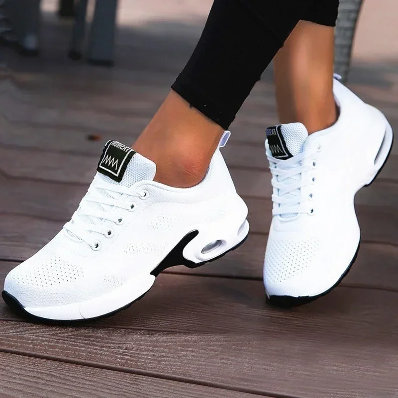 Women Running Sport Shoes Mesh Breathable Casual Sneakers Lace-up Walking Shoes Ladies Platform Sneakers Outdoor Tenis Shoes