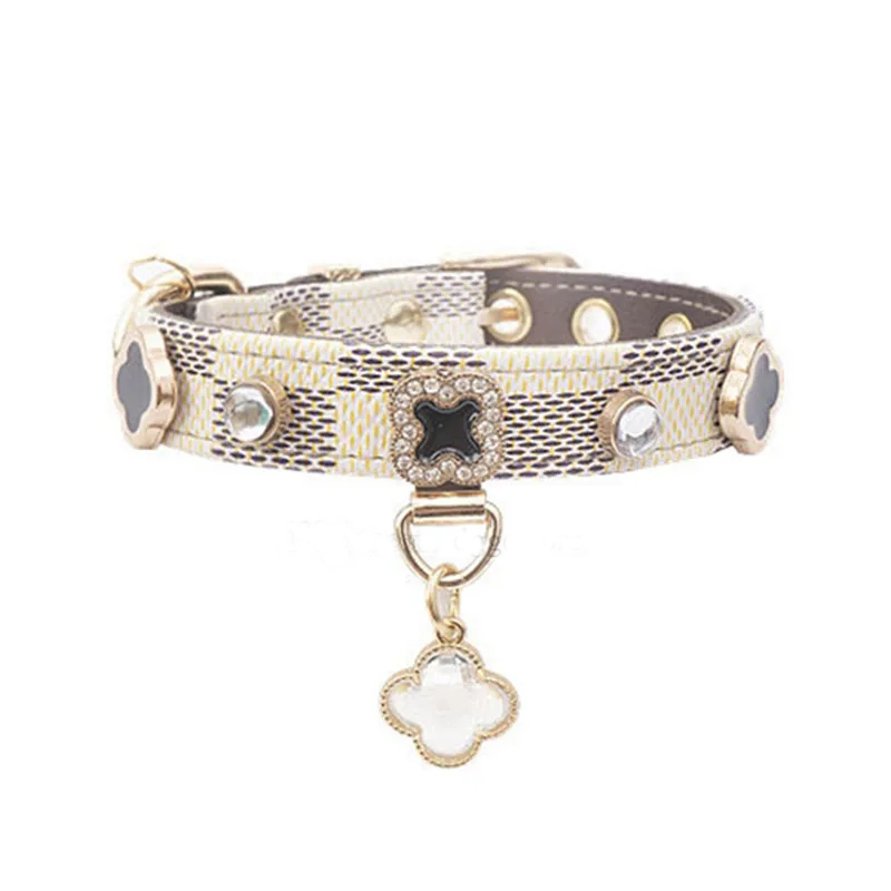 Designer Dog Collars Leashes Set Soft Adjustable Classic Printed Plaid Leather Pet Collar with Flower Charms for Small Dogs Chihuahua Poodle Gem Bedecked