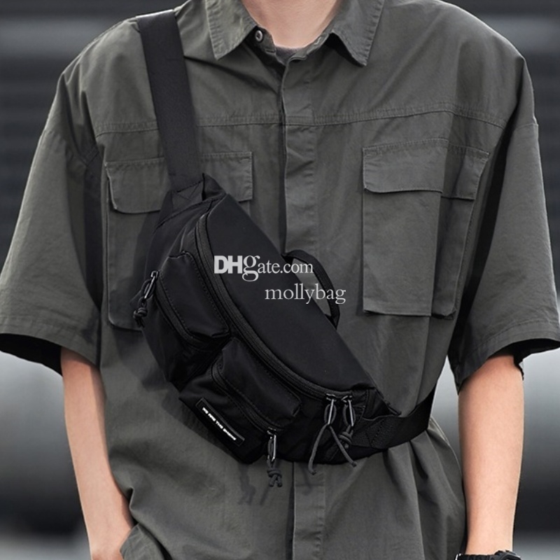 Designer men's high-end chest bag sports nylon fashionable and simple crossbody shoulder bag zipper classic retro handbag pocket money bag hobo c