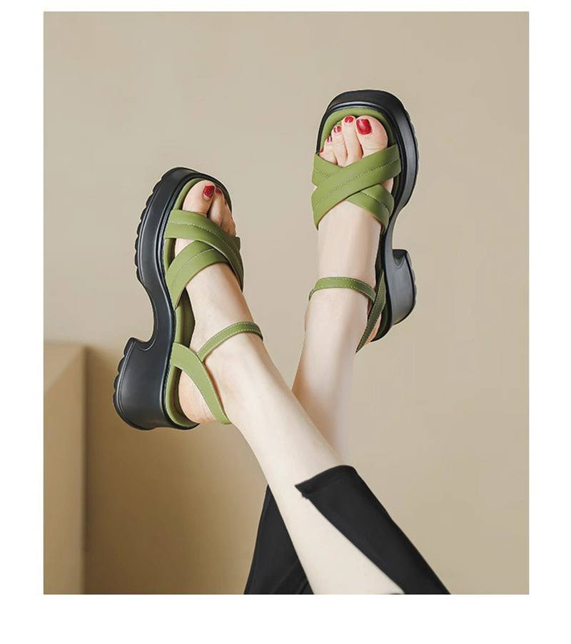 EVA Casual shoes High Heel for 2024 New Thick Sole Oblique Summer Beach Platform Shoes Designer Womens Sandals fashion slippers Comfortable and Soft 1