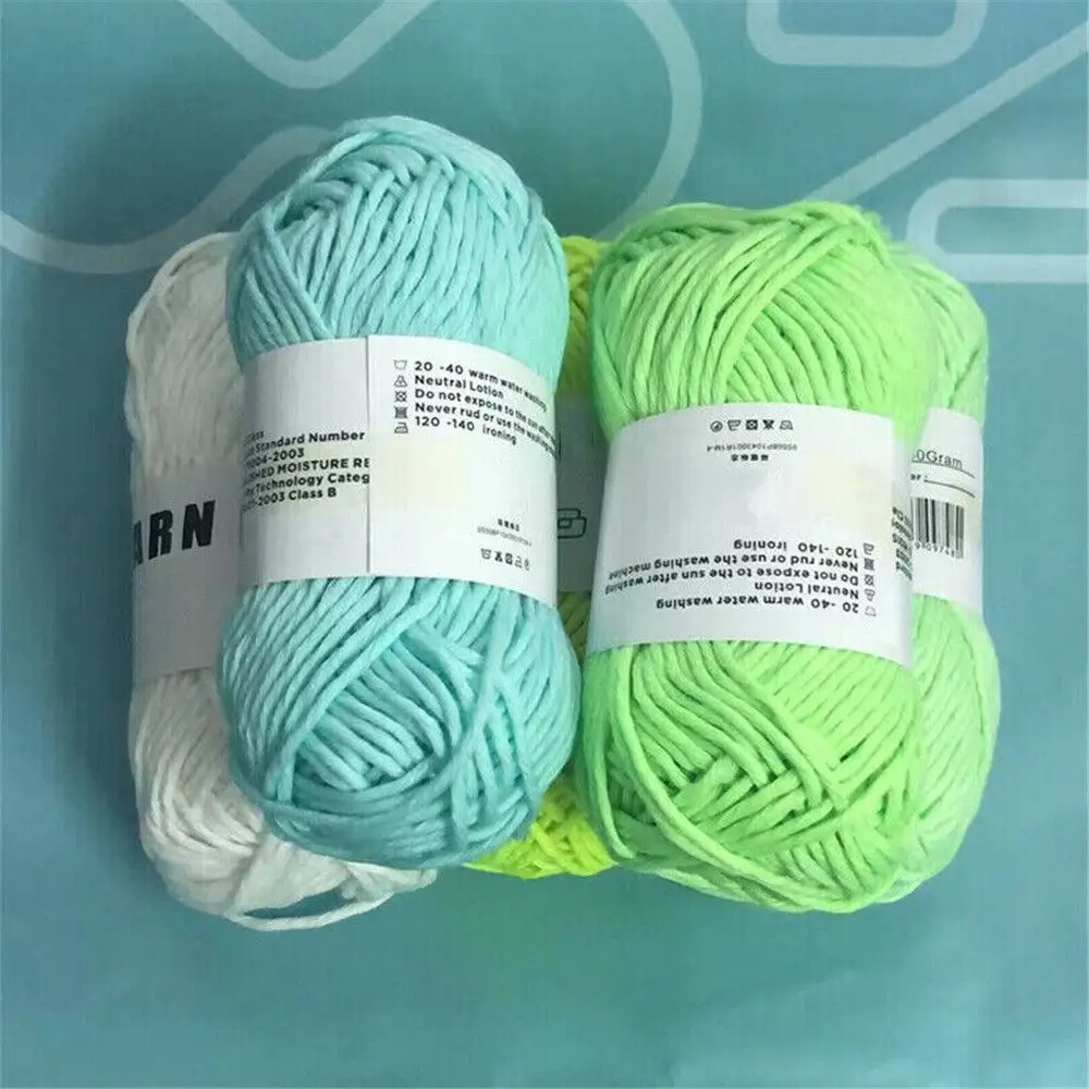 Yarn Novel Glow Functional in the Dark Polyester Luminous Chunky Yarn smile