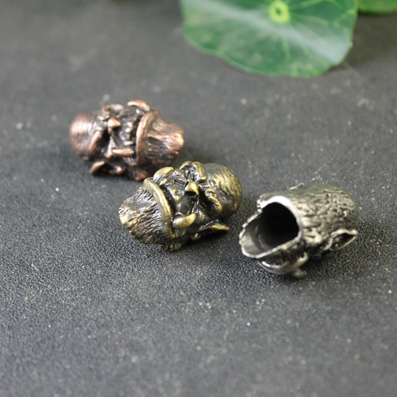 Orcish Chief Brass Warrior Knife Beads DIY Paracord Rope Accessories Durotan Figurines Lanyard Pendant EDC Outdoor Tool Hanging smile