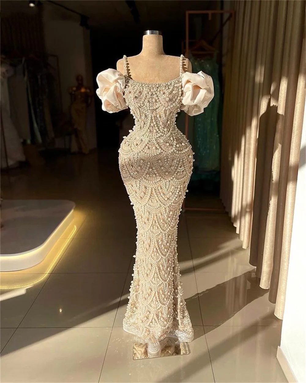 Stylish Pearls Mermaid Wedding Dresses Spaghetti Straps Bridal Gowns Sequins Sleeveless Custom Made Sweep Train Bride Vestido De Novia 0219