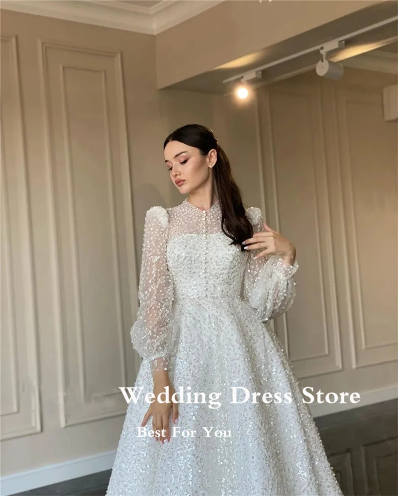 Modest OLOEY 2023 Glitter Puff Long Sleeves Wedding Dresses High Neck Buttons Front Sweep Train Dubai Women Bridal Gowns smile