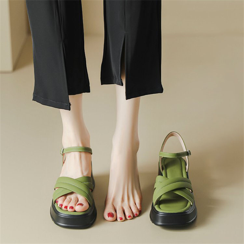 EVA Casual shoes High Heel for 2024 New Thick Sole Oblique Summer Beach Platform Shoes Designer Womens Sandals fashion slippers Comfortable and Soft 1