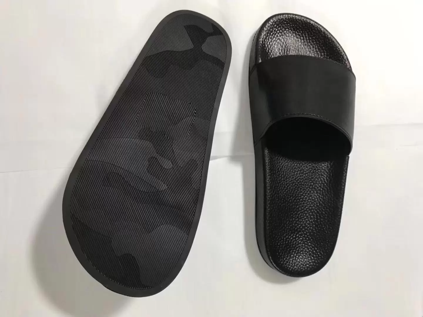 home sandals Classic Mid heeled boat shoes leather Occupation high heels Round Button Dress designer sandal strap low heel flat other pattern soft fli