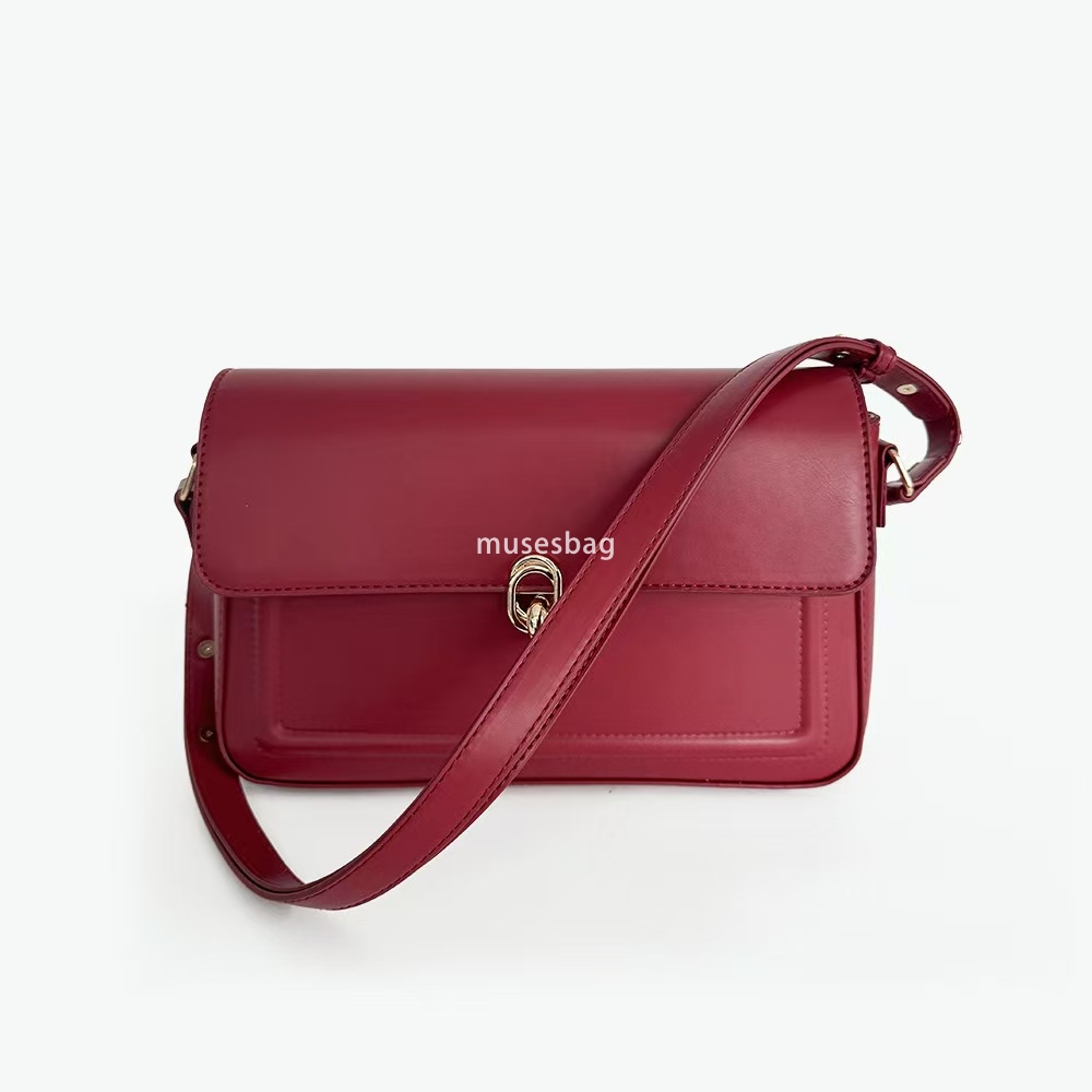 Light luxury, high-end, festive wedding bag, casual and fashionable banquet stick bag, single shoulder underarm small square bag, versatile and niche 