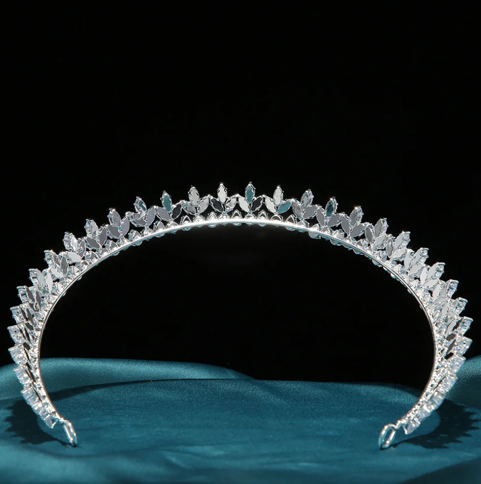 Princess Bride Crowns Tiaras For Women CZ Zirconia Bridal Tiara Headband Prom Birthday Party Diadem Hair Jewelry Headdresses 240516