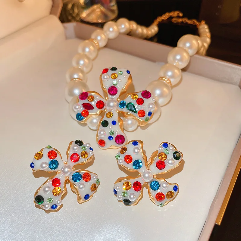 Style Pearl Korean FYUAN Necklace Earrings For Women Colourful Flower Crystal Ear Clip Earrings Weddings Banquet Jewelry Sets smile