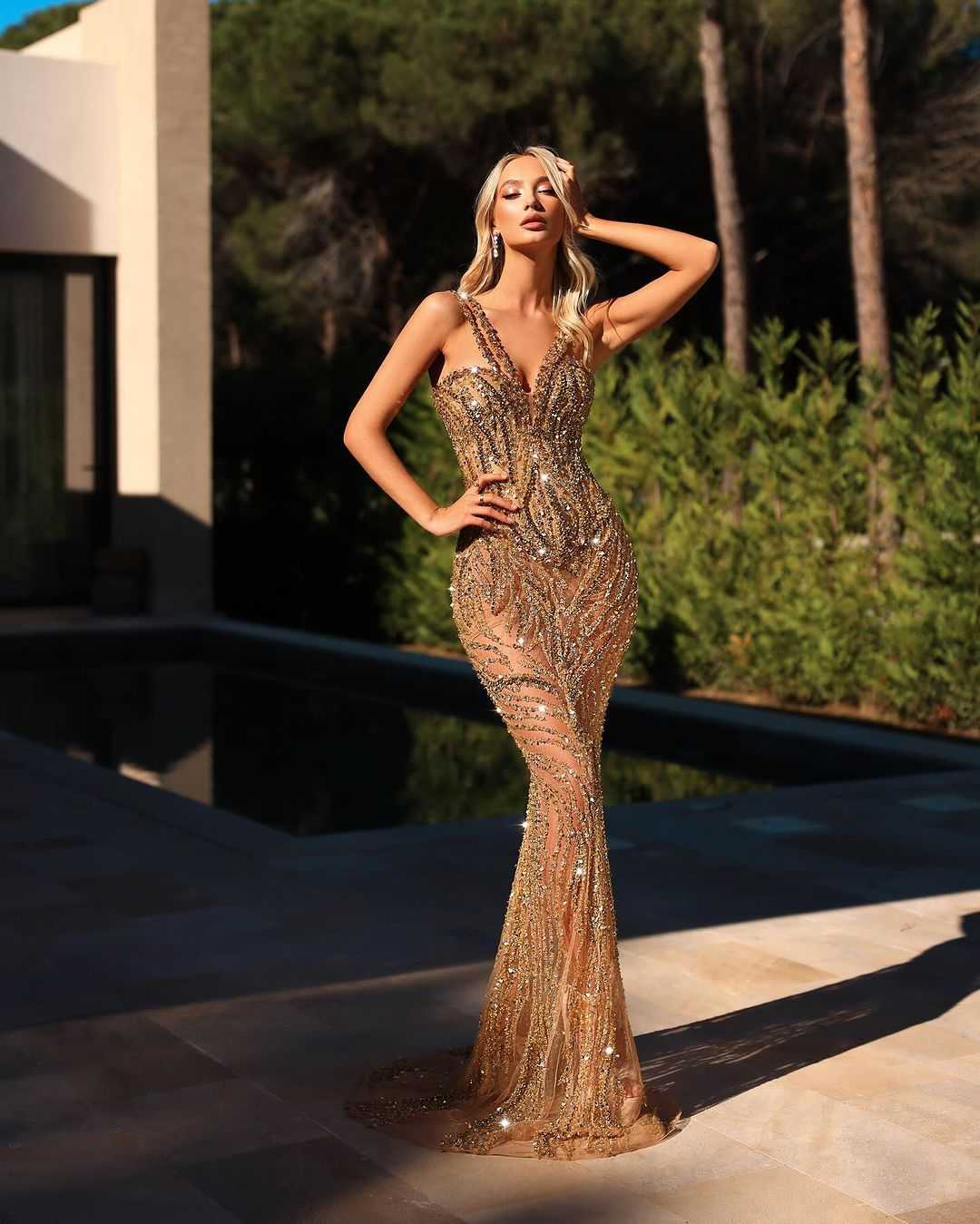 Evening See Through Mermaid Prom Gowns Crystal Custom Made Sequins Beading Sleeveless Sweep Train Party Dresses Vestidos De Noche