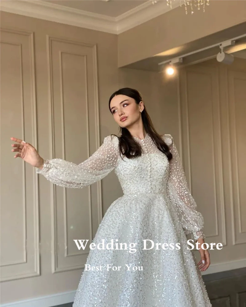 Modest OLOEY 2023 Glitter Puff Long Sleeves Wedding Dresses High Neck Buttons Front Sweep Train Dubai Women Bridal Gowns smile