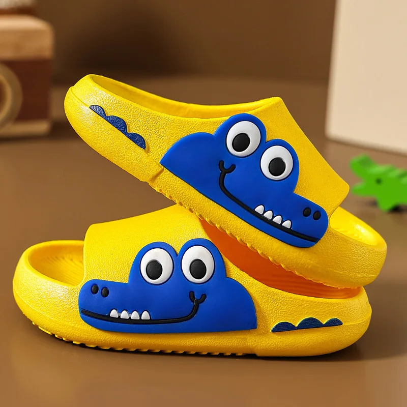 Cartoon childrens slippers open toe anti slip home bathroom shoes baby slippers summer soft soled apartment shoes boys 240516