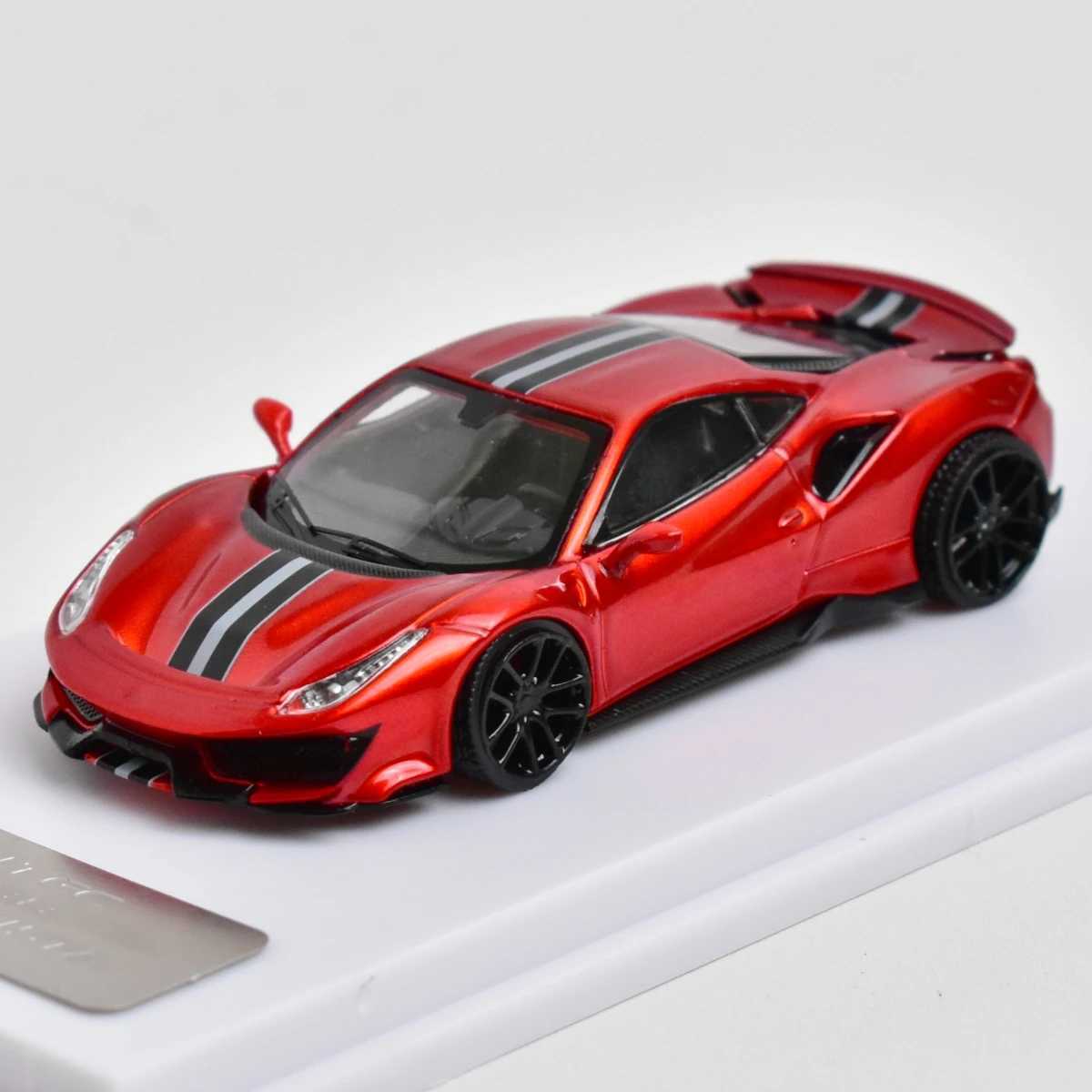 Cars Diecast Model Cars DCM 1 64 Novitec 488 Pista Diecast model car d240527