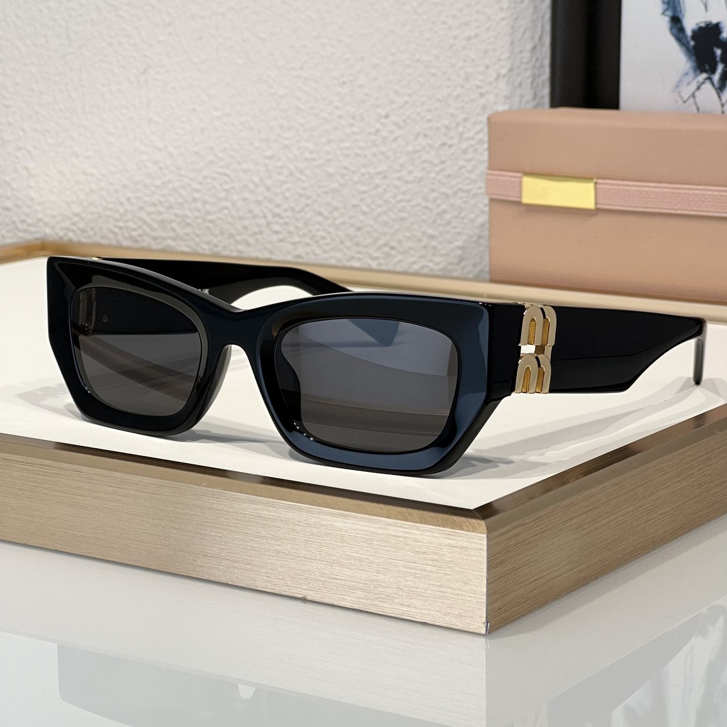 Ladies Sunglasses For Summer Popular Colorful 09WS Fashion Designer Stylish Outdoor Style UV400 Anti-Ultraviolet Retro Plate Acetate Full Frame Glasses Random Box