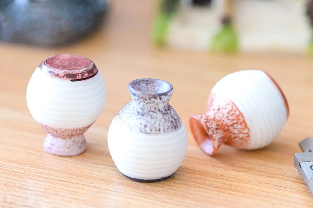 1Pc Resin Miniature Small Mouth Vase DIY Craft Accessory Home Garden Decoration
