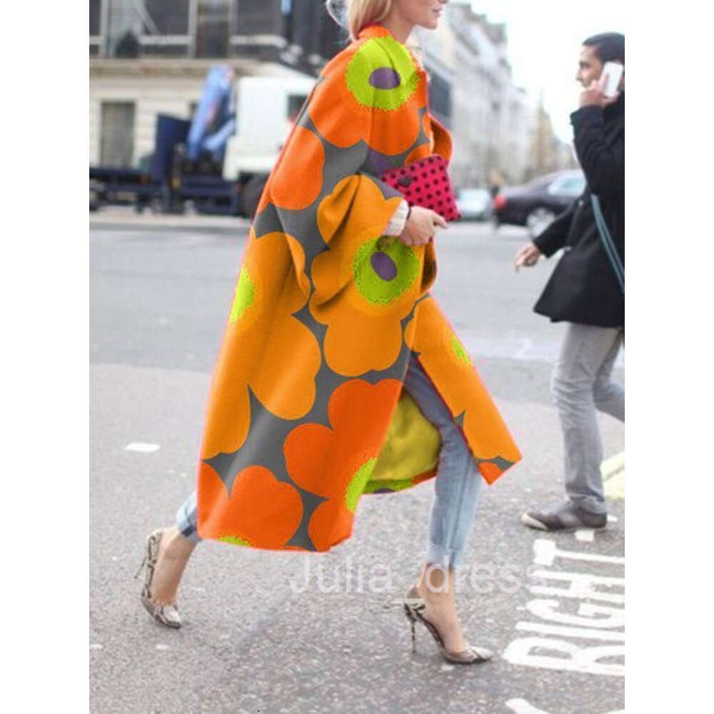 New product in autumn and winter of 2023 long flare sleeve coat printed loose trench coat for women